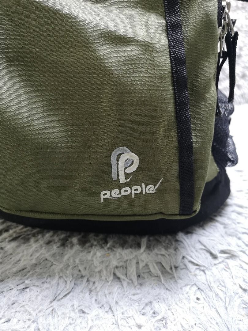 Army Green Zipper Closure Backpack (Category: Backpacks) located in Santa Cruz. Submitted by jmy_surplus.2 (Listing ID 1348857354, Image 3). Description: Size ; L - 19 W - 15 Color ; Army Green Type ; Backpack Brand ; No brand Material ; Nylon Style ; Army green backpack LR 103 JMY 2.