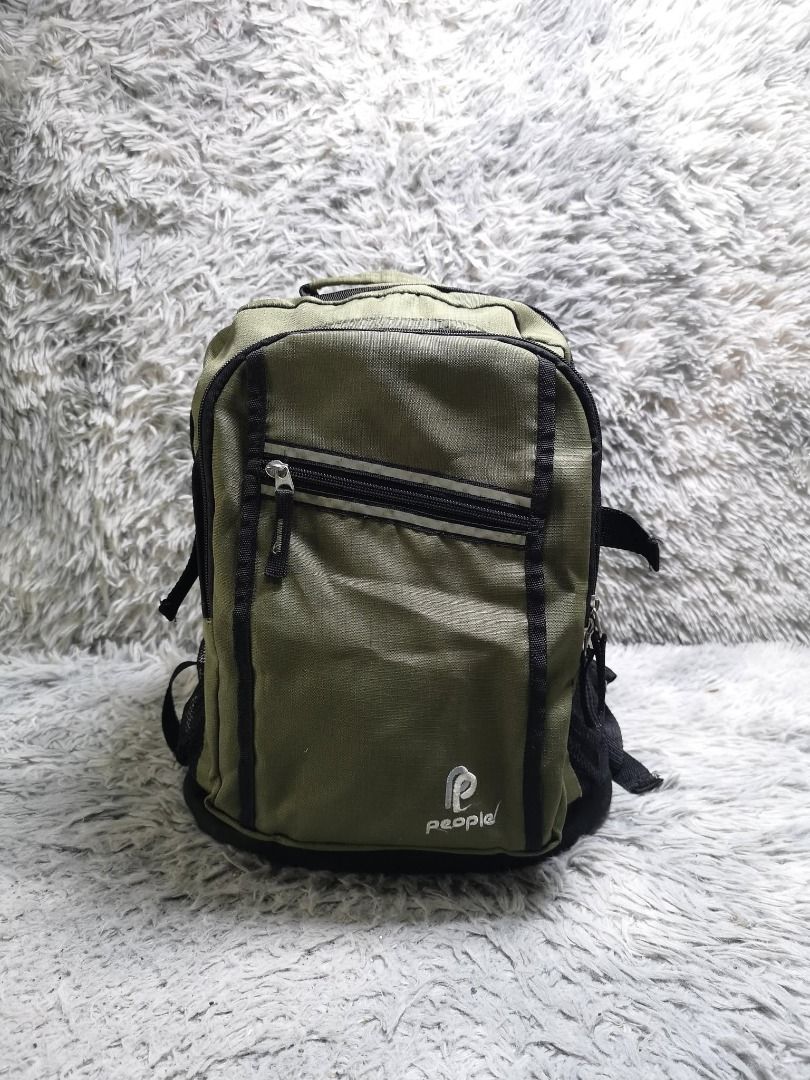 Army Green Zipper Closure Backpack (Category: Backpacks) located in Santa Cruz. Submitted by jmy_surplus.2 (Listing ID 1348857354, Image 1). Description: Size ; L - 19 W - 15 Color ; Army Green Type ; Backpack Brand ; No brand Material ; Nylon Style ; Army green backpack LR 103 JMY 2.