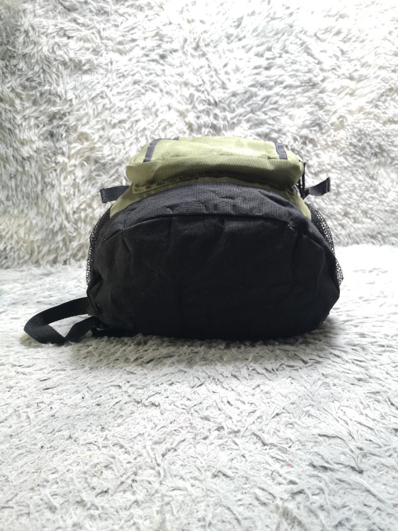 Army Green Zipper Closure Backpack (Category: Backpacks) located in Santa Cruz. Submitted by jmy_surplus.2 (Listing ID 1348857354, Image 2). Description: Size ; L - 19 W - 15 Color ; Army Green Type ; Backpack Brand ; No brand Material ; Nylon Style ; Army green backpack LR 103 JMY 2.