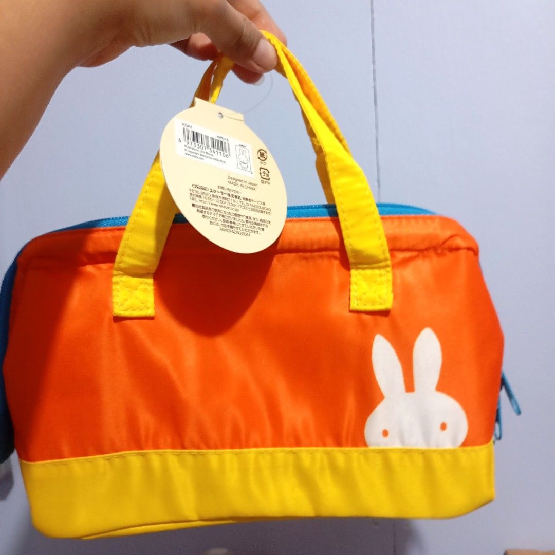 Bento MIFFY | SNOOPY Lunch Cool & Warm insulation bag (Category: Food Organization & Storage) located in Quezon City. Submitted by an.marie (Listing ID 1348929146, Image 1). Description: FIXED PRICE Direct purchased from japan Sealed with tag It also comes with a mesh pocket for keeping coolant. Convenient size for a lunch box and bottle together Slightly larger lunch bag. Convenient for everyday use for a short trip & for small items such as wal