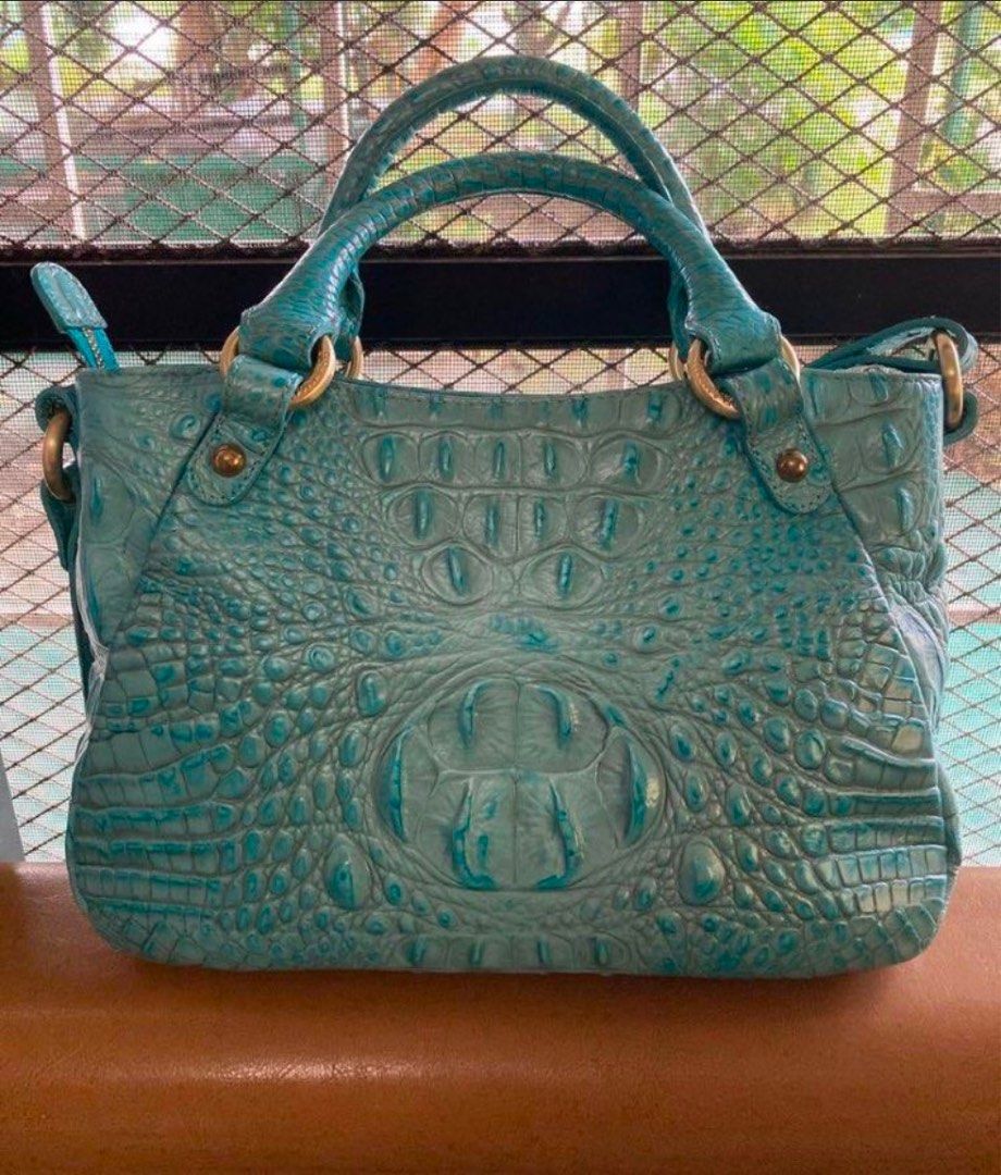 Brahmin Designer Bag (Category: Luxury Bags & Wallets) located in Manila. Submitted by 28pandas (Listing ID 1348870048, Image 3). Description: Brahmin Reptilian Ombre Leather Bag. Can be used as shoulder or hand bag. Light green color and very beautiful in actual!.