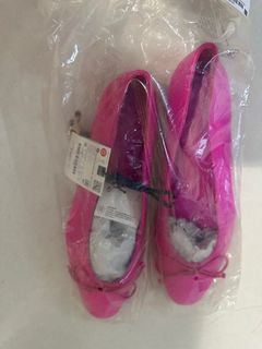 (Category: ) located in . Submitted by jasboutique (Listing ID 1348951491, Image 1). Description: .