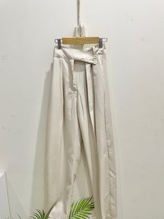(Kategori: ) berada di . Dikirim oleh Jejeees (ID iklan 1348952585, Gambar 1). Deskripsi: .
