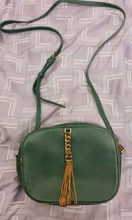 (Category: ) located in . Submitted by stylelistsg (Listing ID 1348876796, Image 1). Description: .