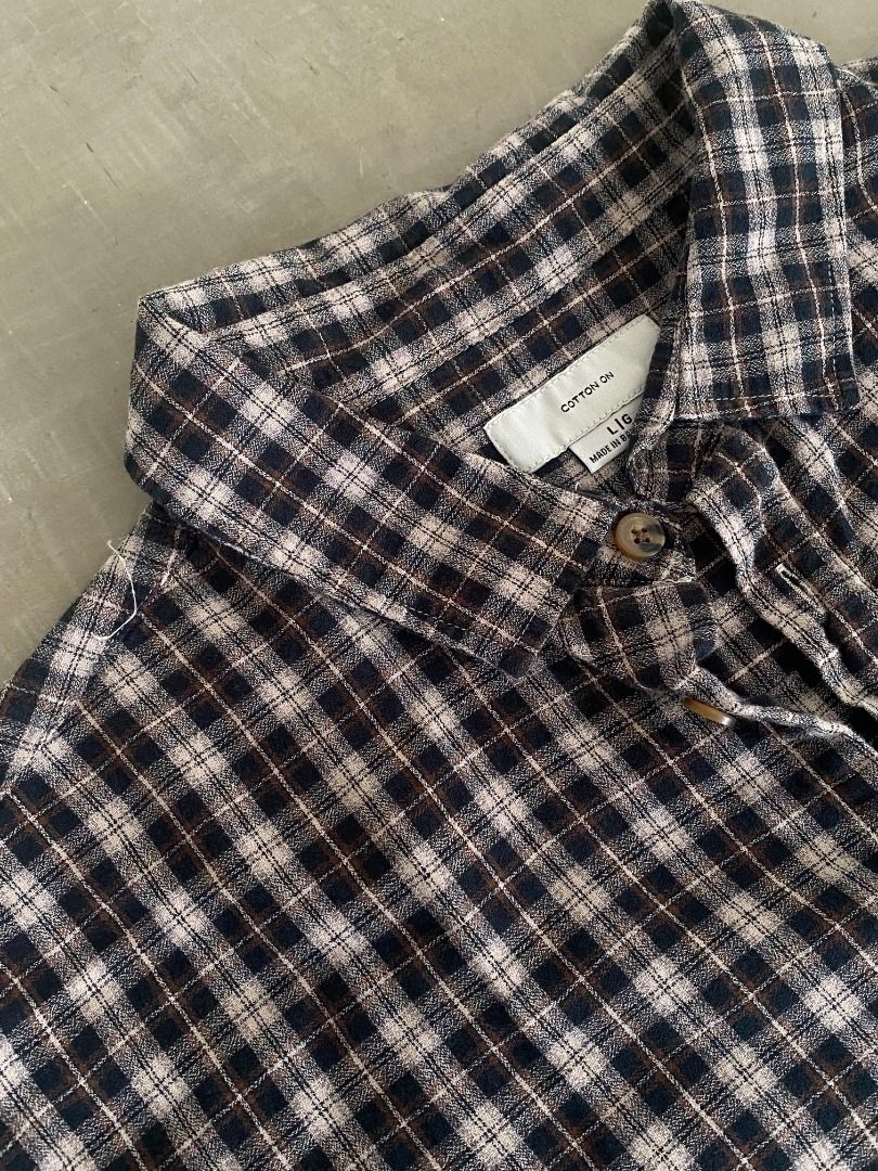 Cotton On Plaid Polo Shirt (Category: Tshirts & Polo Shirts ) located in Bacolod City. Submitted by found.objects (Listing ID 1348883502, Image 3). Description: size L on tag. Can fit S for an oversized fit.