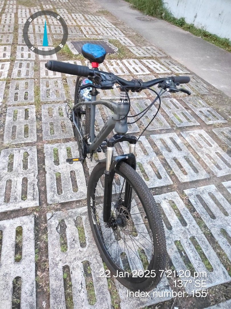 Cycle (Category: Bicycles) located in Singapore. Submitted by gurjit13 (Listing ID 1348956801, Image 4). Description: it's good condition.