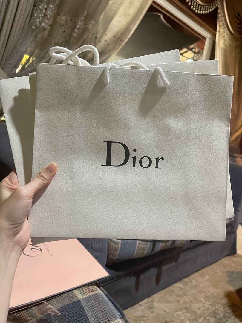 Dior paperbag original large (Category: Luxury Accessories) located in Quezon City. Submitted by yGGGG (Listing ID 1348878530, Image 2). Description: Dior paperbag all original 500 per piece.