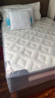 (Category: ) located in . Submitted by pls1975 (Listing ID 1348913488, Image 1). Description: .
