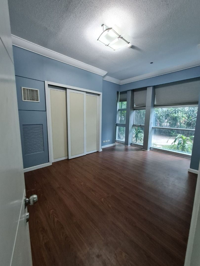 Stunning City View Condo Rentals With Unfurnished Units image