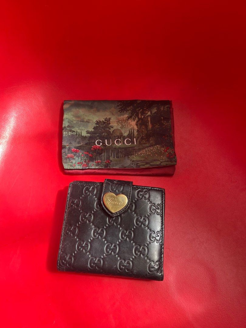 Gucci Bifold Leather Wallet Guccisima (Category: Luxury Bags & Wallets) located in Paranaque City. Submitted by iraspillaga (Listing ID 1348902013, Image 1). Description: Gucci Bifold Leather Wallet Guccisima RFS: Vet bills DM for more photos.
