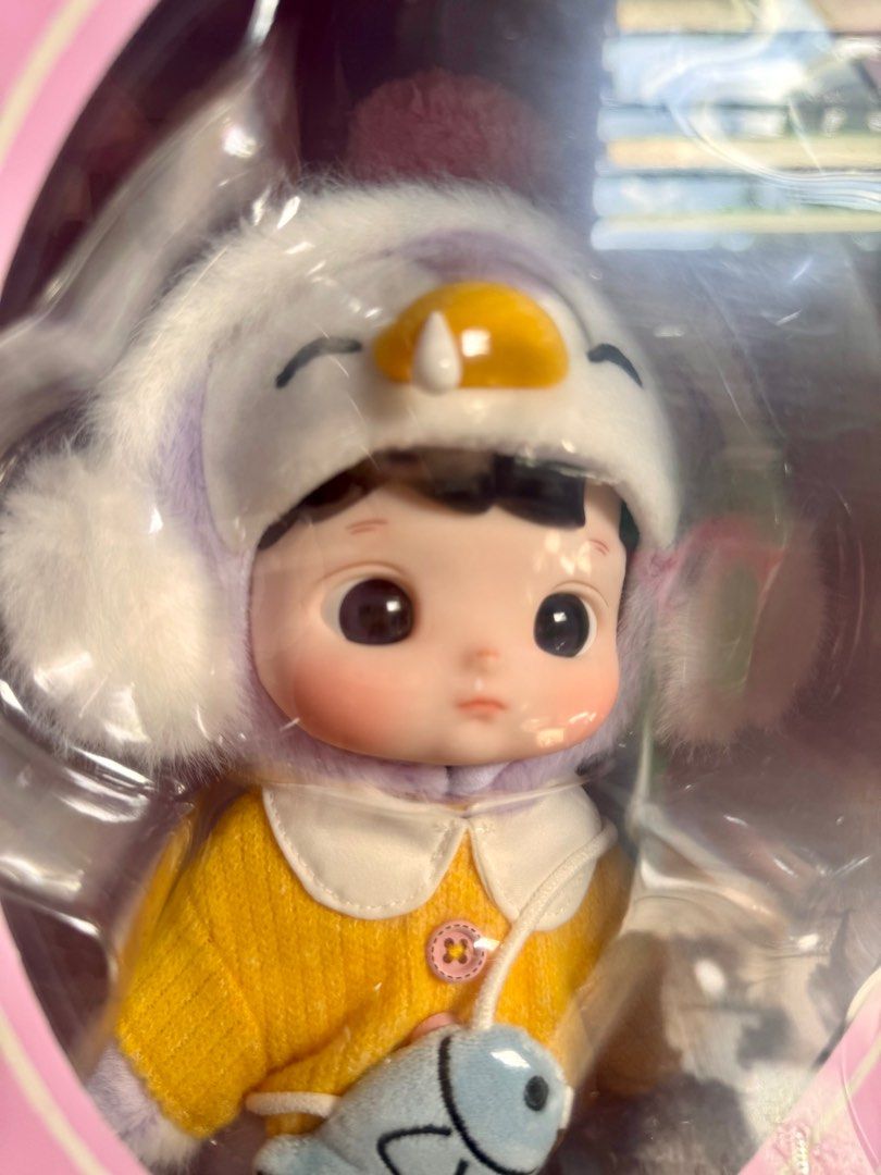 Hacipupu Penguin (Sealed) Figure/Doll (Category: Designer & Blind Box Toys) located in Taguig. Submitted by harlanus (Listing ID 1348889301, Image 2). Description: Taguig Area +SF Gcash or Bank transfer ok!.
