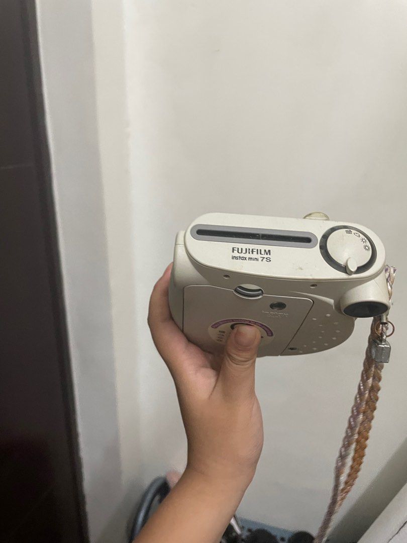 Instax mini 7s (Category: Cameras) located in Tagaytay City. Submitted by shantiii_ (Listing ID 1348910431, Image 3). Description: Buy at your own risk..