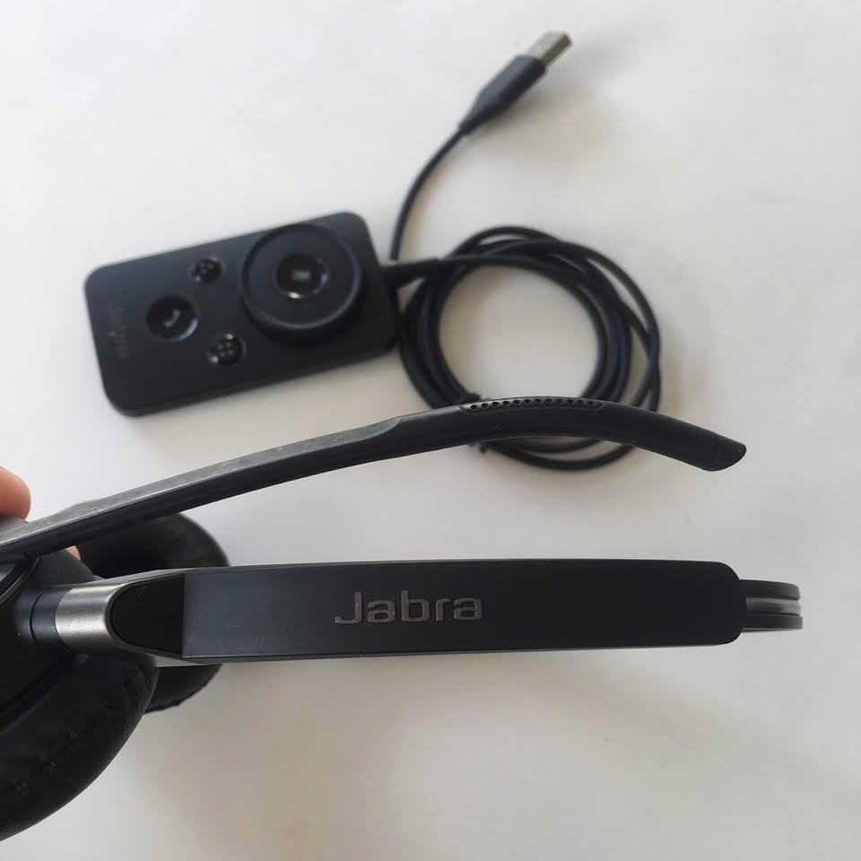 Jabra Engage 50 Headset + Jabra Engage Link (Category: Headphones & Headsets) located in Paranaque City. Submitted by subriocomputertrading (Listing ID 1349000782, Image 2). Description: Jabra Engage 50 Headset + Jabra Engage Link ✔️Jabra Engage 50 Headset USB-C ✔️Jabra Engage Link USB-A .