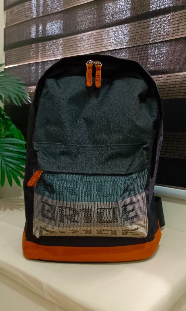 JDM Canvas Backpack Bride X Takata Racing Bag (Category: Backpacks) located in Santa Maria. Submitted by prettyiu (Listing ID 1348833019, Image 2). Description: JDM Canvas Backpack Bride X Takata Racing Bag.