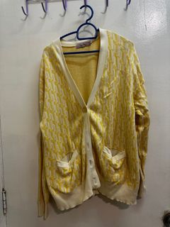 (Category: ) located in . Submitted by tythrifting (Listing ID 1349000065, Image 1). Description: .