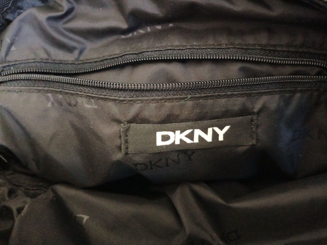 Ladies Mini Bag (Category: Purses & Pouches) located in Paranaque City. Submitted by 27rcd (Listing ID 1348843584, Image 2). Description: Decluttering personal used bag 6" h x 9"L Black color DKNY.