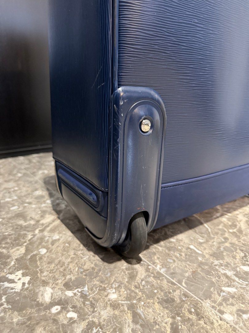 Louis Vuitton Blue Marine Epi Leather 55 Luggage, Hobbies & Toys