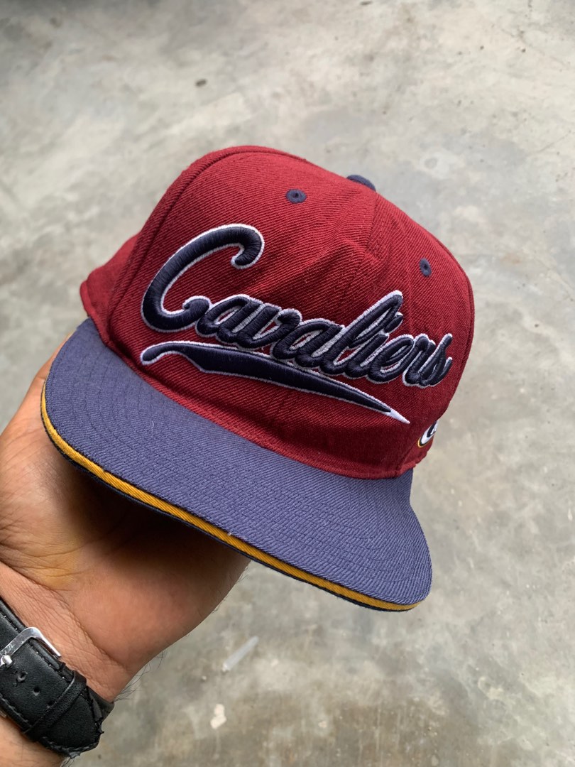 Mitchell & Ness NBA Cleveland Cavaliers Full Dollar Black Cap