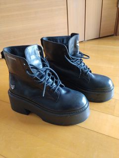 裸女 Wolfe 女裝 8 號碼64247024503041110