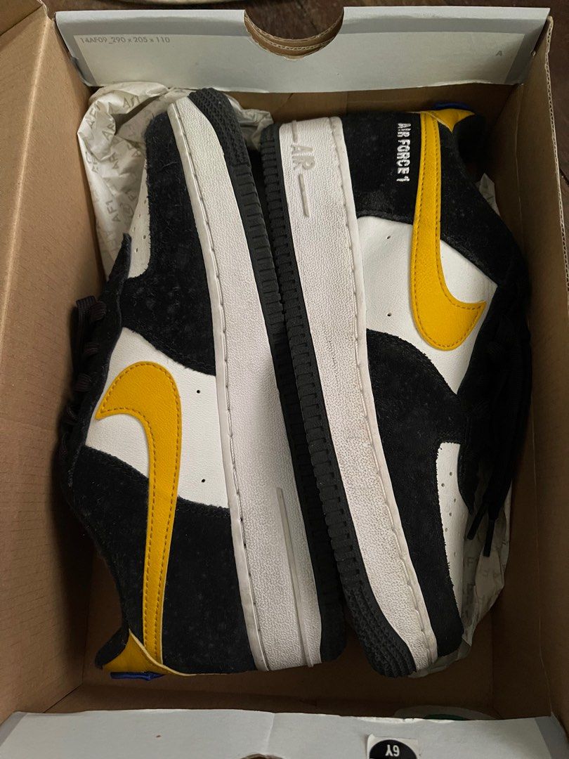Nike air force 1 (Category: Babies & Kids Fashion) located in Manila. Submitted by declutterfindss (Listing ID 1348877258, Image 3). Description: Nike air force 1 with box Authentic Size 6Y for boys(8-10yrs old) , womens eu 38.5 No flaws just need cleaning RFS outgrown LAST PRICE ALREADY WILL NOT REPLY TO LOW BALLERS SF c/o buyer Pick up in Manila/Eastwood,qc.