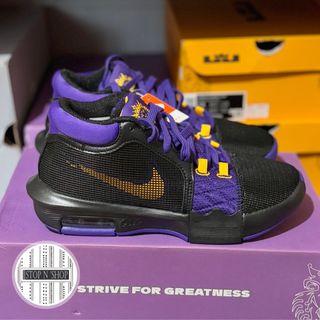 (Category: ) located in . Submitted by ilovestopnshop20 (Listing ID 1339657902, Image 1). Description: .