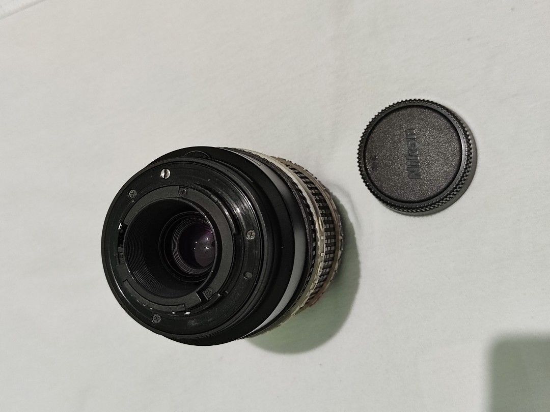 Nikon AF 70-300mm (zoom lens) (Category: Lens & Kits) located in Taguig. Submitted by juliestjuly (Listing ID 1348927301, Image 3). Description: What is a Nikon 70-300mm lens good for? The 70-300mm is ideal for wildlife, nature, and sports photographers who're looking for a budget zoom lens that can help improve their photography level. Since it is versatile, the Nikon 70-300mm functions well in different environments..