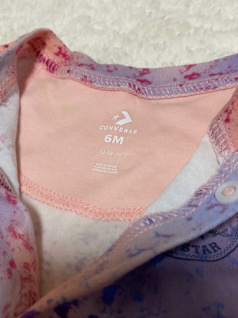 Preloved Converse Onesie - 3-6months (Category: Babies & Kids Fashion) located in Antipolo. Submitted by random_it3ms (Listing ID 1348907038, Image 3). Description: Rfs: Decluttering.