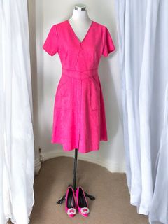 (Category: ) located in . Submitted by mydresses (Listing ID 1346631930, Image 1). Description: .