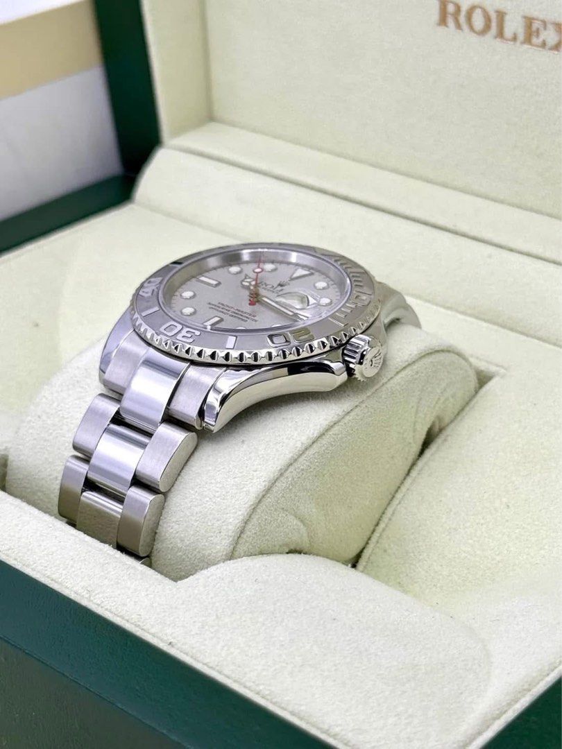 rolex yatch master (Category: Luxury Watches) located in Cabanatuan. Submitted by albertgonzales27 (Listing ID 1348825688, Image 3). Description: Rolex Yachtmaster Men size Platinum 40mm 2002 year Complete Box and paper 530k .