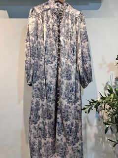 (Category: ) located in . Submitted by iloveshoppiiiing (Listing ID 1348906641, Image 1). Description: .