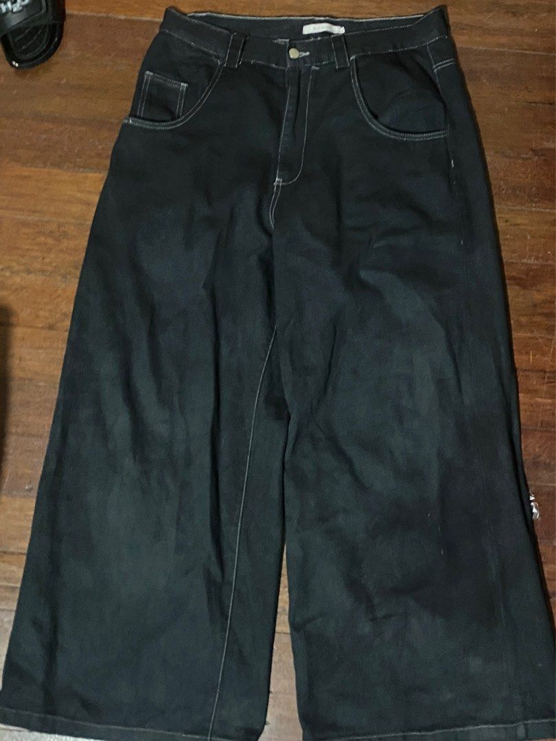 SUPER WIDE LEG PANTS (JNCO ALT) (Category: Jeans) located in Manila. Submitted by adamson17 (Listing ID 1348881339, Image 2). Description: Waist-32 Length-42 Leg opening- 15 Thigh- 16.