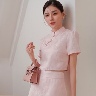 (Category: ) located in . Submitted by shophappiest2 (Listing ID 1348952992, Image 1). Description: .