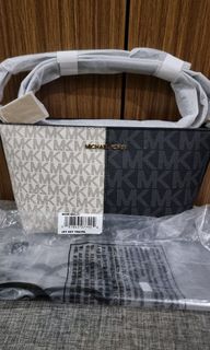 (Kategori: ) berada di . Dikirim oleh bragam_preloved (ID iklan 1349001437, Gambar 1). Deskripsi: .