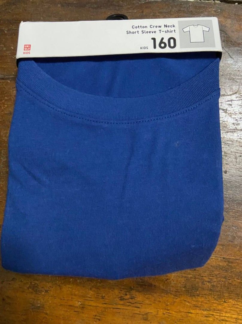 Uniqlo Short Sleeve Tshirt (Category: Shirts) located in Kabankalan. Submitted by jzayc (Listing ID 1348975358, Image 1). Description: .