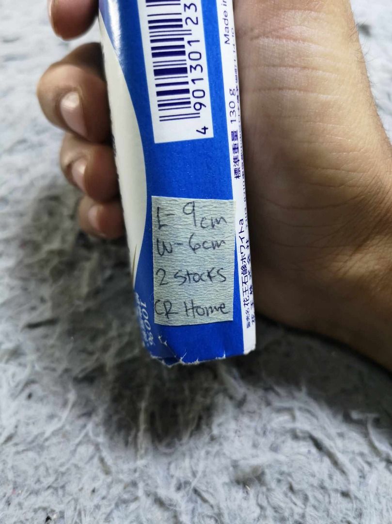 White cream Like Soap (Category: Bath) located in Santa Cruz. Submitted by jmy_surplus.2 (Listing ID 1348989772, Image 3). Description: Size ; L - 9 W - 6 Color ; Blue , White Type ; Soap Brand ; No brand Material ; Soap Style ; Milk Soap Bar CR HOME JMY 4.