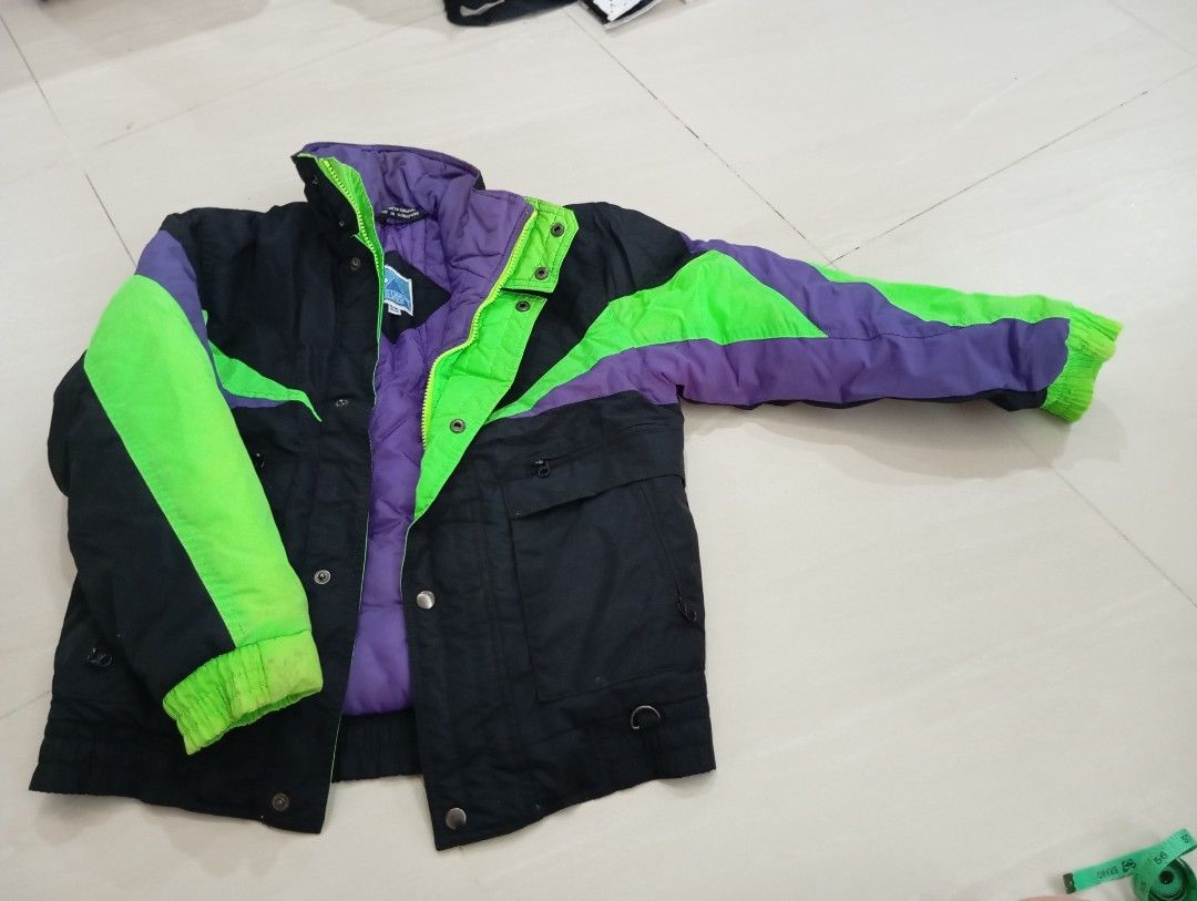 Winter Jacket (Category: Babies & Kids Fashion) located in Singapore. Submitted by yjsales (Listing ID 1348839253, Image 1). Description: 1) Northern Blue Black/ Lime Green 10-12 lightly worn ptp 50cm $12 2) Blue/Red Size L Ptp 39cm Never Worn /With Tag Inner Fleece $15 3) Maroon size 140 Ptp 42cm Bossini Kids Lightly used $10.