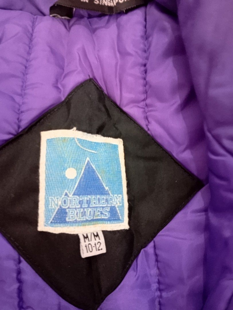 Winter Jacket (Category: Babies & Kids Fashion) located in Singapore. Submitted by yjsales (Listing ID 1348839253, Image 2). Description: 1) Northern Blue Black/ Lime Green 10-12 lightly worn ptp 50cm $12 2) Blue/Red Size L Ptp 39cm Never Worn /With Tag Inner Fleece $15 3) Maroon size 140 Ptp 42cm Bossini Kids Lightly used $10.