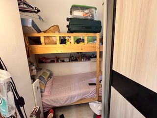 (Category: ) located in . Submitted by applesbananas (Listing ID 1348819635, Image 1). Description: .