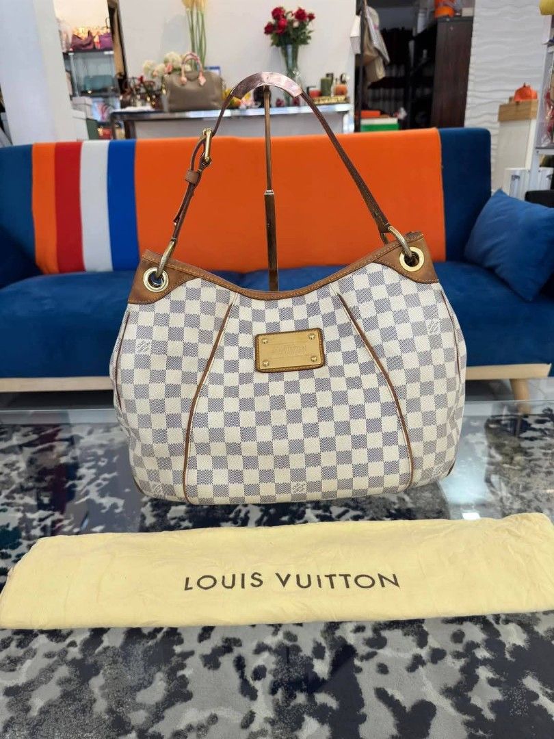 😱 Guaranteed ORig💯💯 (Category: Luxury Bags & Wallets) located in General Santos City (Dadiangas). Submitted by braverabbit.67 (Listing ID 1349064831, Image 3). Description: LV Shoulder bag Rank Ab+ Guaranteed ORig💯✅ in Very Good Condition "Medium size" 📌fiRST “𝘾𝙁 𝙋𝘼𝙔‼️firST 𝙎𝙀𝙍𝙑𝙀‼️ ‼️𝗦𝘂𝗿𝗲 𝗯𝘂𝘆𝗲𝗿 𝗺𝗮𝘆 𝗿𝗲𝗾𝘂𝗲𝗦𝘁 𝗺𝗼𝗿𝗲 𝗱𝗲𝘁𝗮𝗶𝗹𝗲𝗱 𝗽𝗶𝗰𝗦📸📸.
