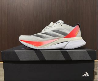 (Category: ) located in . Submitted by sneakerwaffles (Listing ID 1349127800, Image 1). Description: .