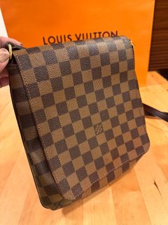 (Category: ) located in . Submitted by authenluxeph (Listing ID 1349185545, Image 1). Description: .