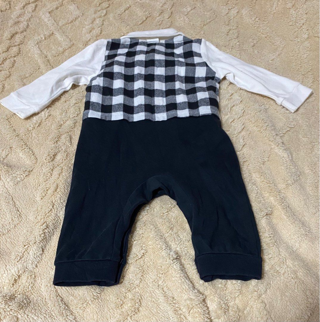 Baby Formal - 12months (Category: Babies & Kids Fashion) located in Antipolo. Submitted by random_it3ms (Listing ID 1349025525, Image 2). Description: Rfs: Decluttering Need wash .