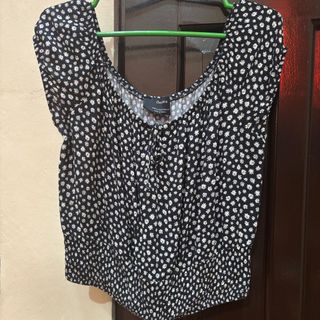 (Category: ) located in . Submitted by preloved.catalog (Listing ID 1349075890, Image 1). Description: .