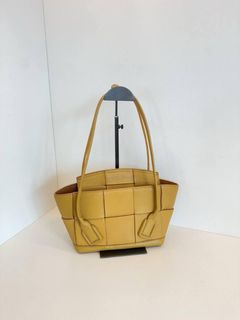 (Kategori: ) berada di . Dikirim oleh razhbags (ID iklan 1349068818, Gambar 1). Deskripsi: .