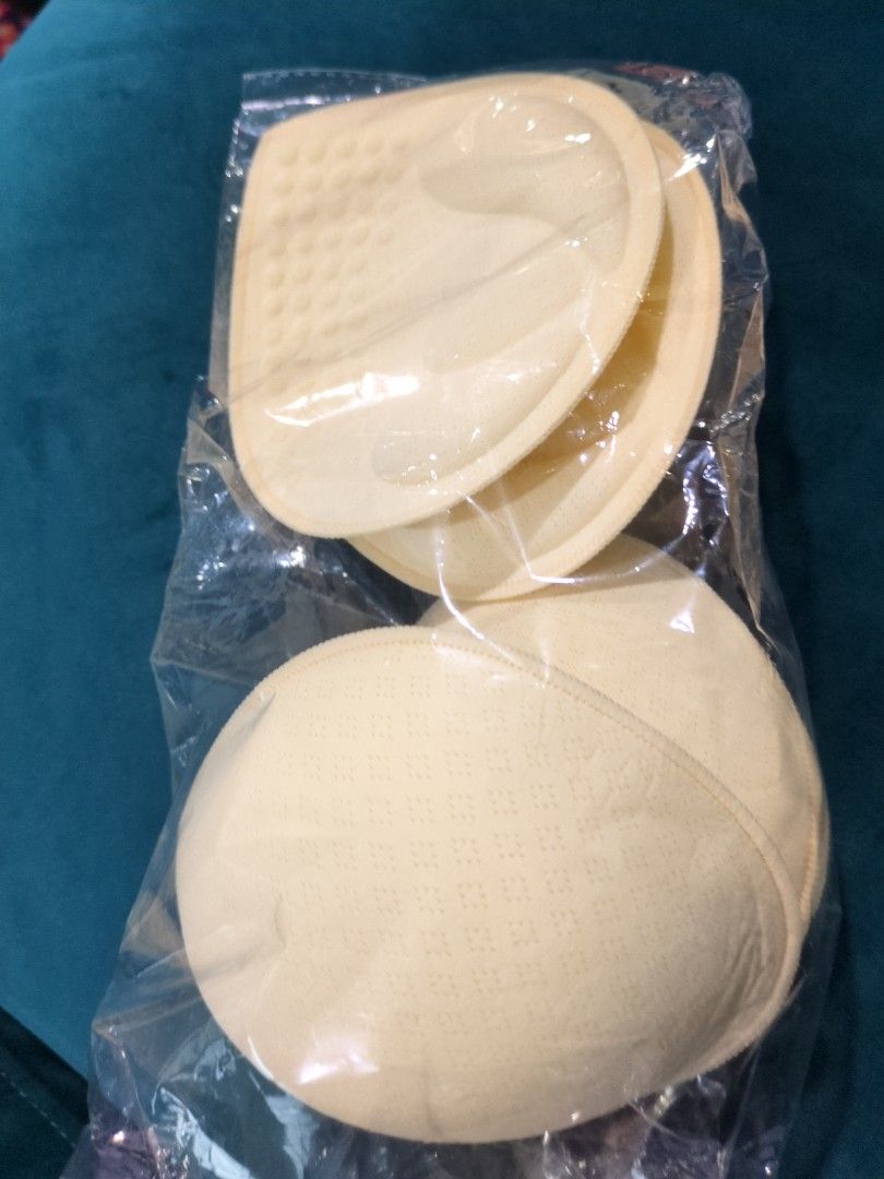 Bra padding (Category: Bikinis & Swimsuits) located in Singapore. Submitted by greenlabels (Listing ID 1349109028, Image 3). Description: increase your cup size by 2! bought for my wedding but did not use it in the end I have 3 pairs! get all 3 for $5..