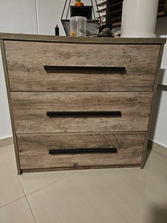 (Category: ) located in . Submitted by leae1 (Listing ID 1349174971, Image 1). Description: .
