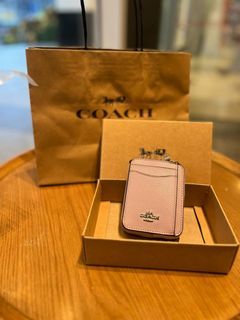 Coach Zippy wallet