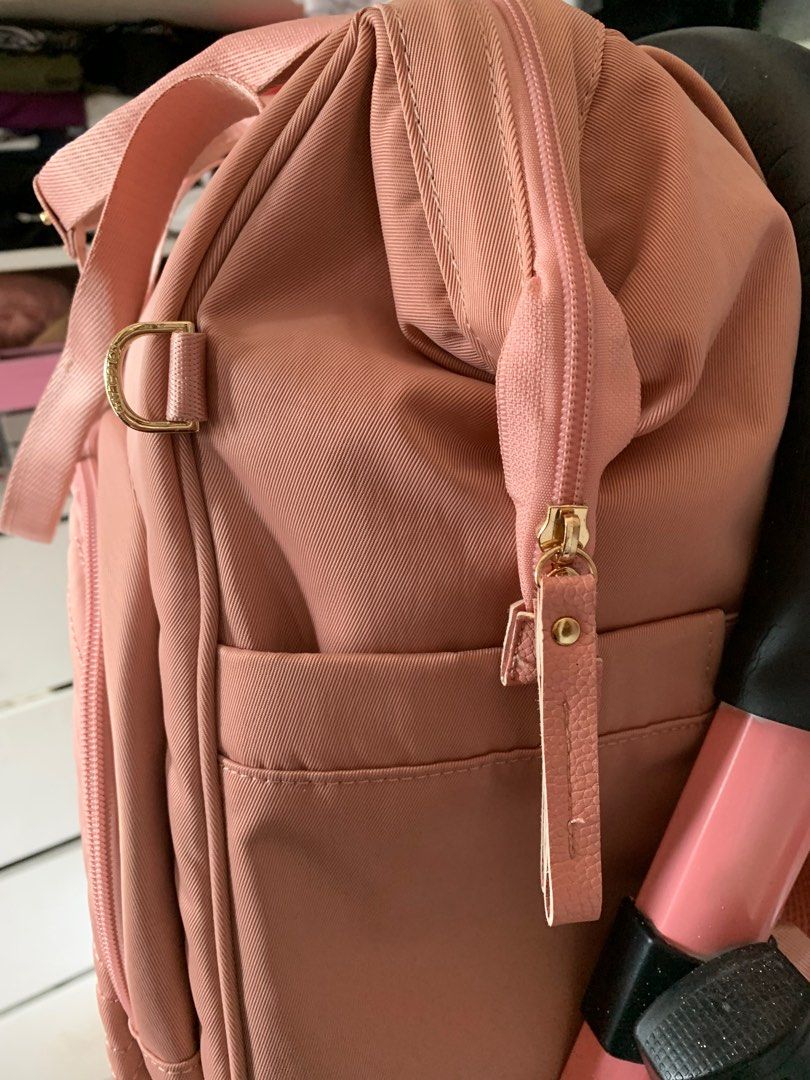 COLORLAND DIAPER BAG (Category: Diaper Bags & Wetbags) located in Taguig. Submitted by pixiewhimsy (Listing ID 1349050028, Image 3). Description: .