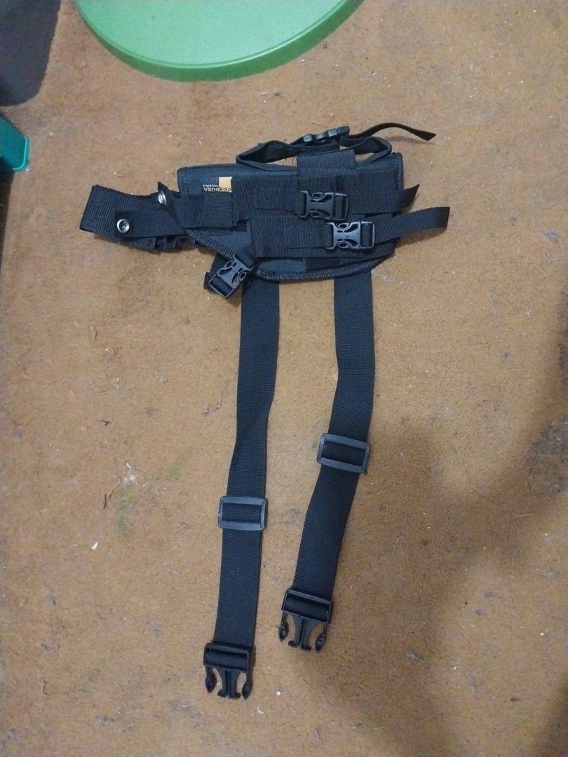 cordura low carry holster firearm (Category: Other Sports Equipment and Supplies) located in Valenzuela. Submitted by sonatax (Listing ID 1349104582, Image 2). Description: used once. decluttering. minimal to no damages. for universal short firearms.