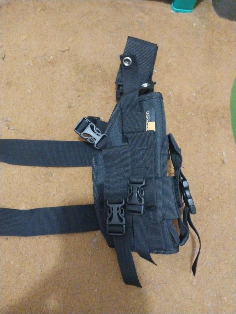 cordura low carry holster firearm (Category: Other Sports Equipment and Supplies) located in Valenzuela. Submitted by sonatax (Listing ID 1349104582, Image 1). Description: used once. decluttering. minimal to no damages. for universal short firearms.
